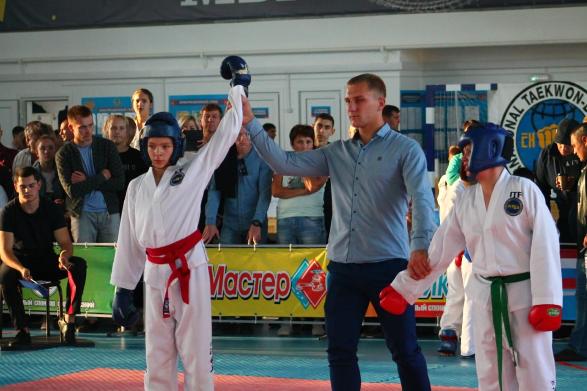 Вчера в ст. Родниковской в новом спортивном комплексе «Лидер» состоялся открытый турнир по тхэквондо.