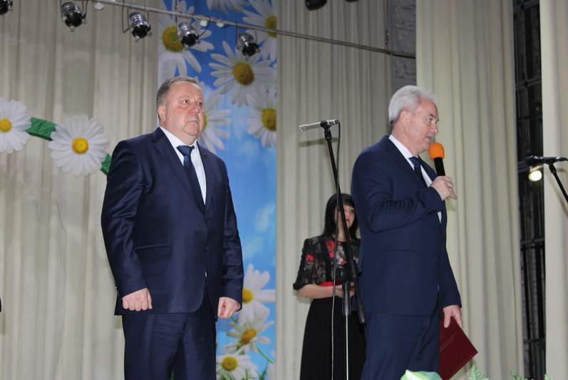 Глава Курганинского района Андрей Ворушилин поздравил с профессиональным праздником животноводов муниципалитета