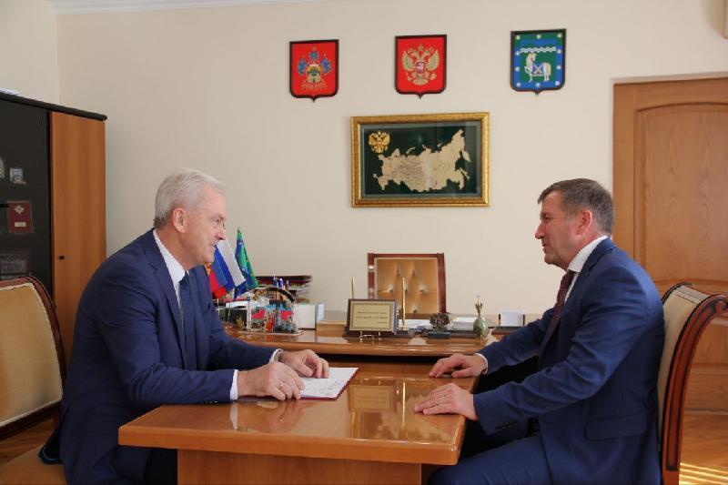 Глава района встретился с директором компаний «Газпром межрегионгаз Краснодар», «Газпром газораспределение Краснодар» 
