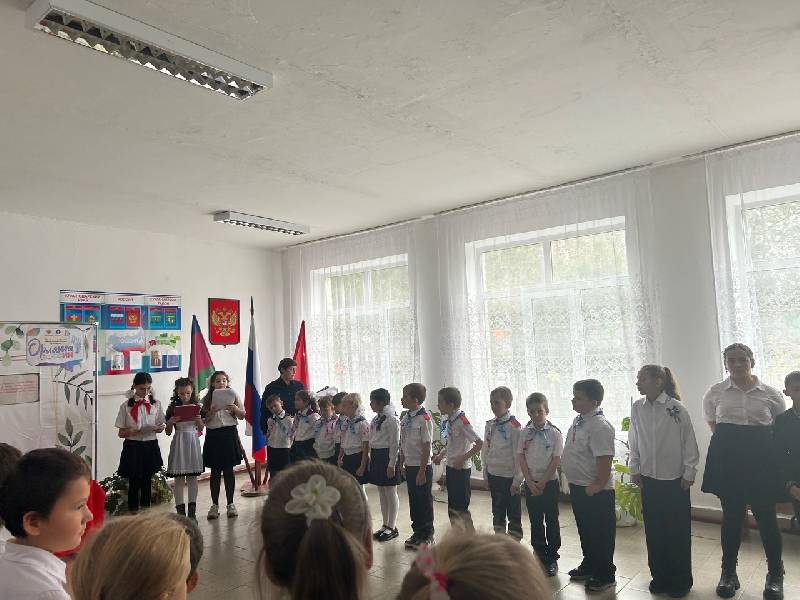Открыли Парту Героя