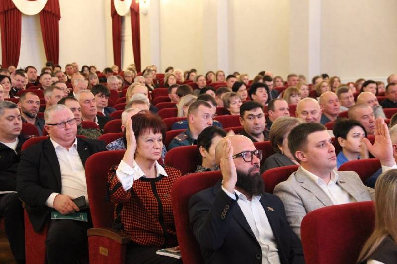 Приняли участие в открытой сессии районного Совета