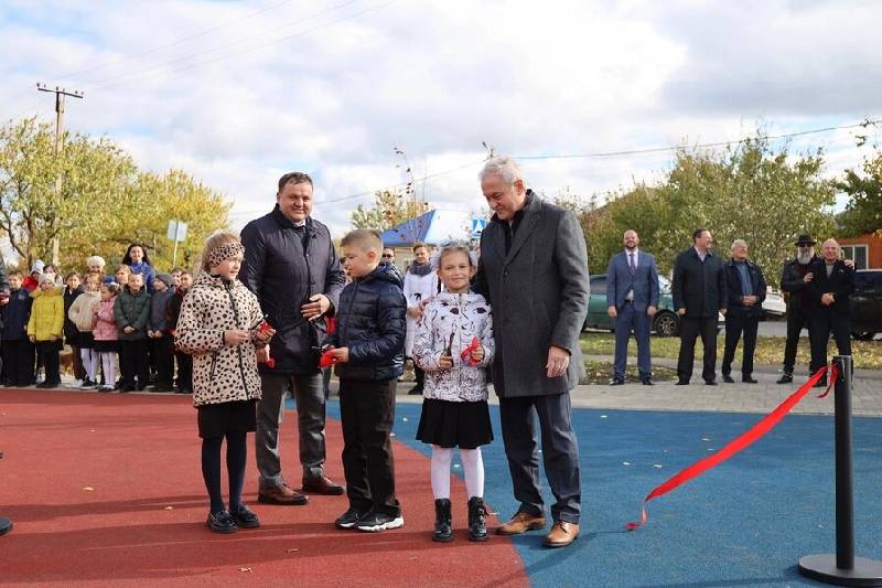 Открытие новой детской площадки