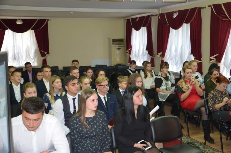 Глава Курганинского района Андрей Ворушилин провел заседание районного школьного (ученического) Совета