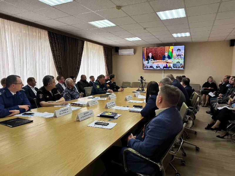 Глава Курганинского района Андрей Ворушилин принял участие в заседании краевой антитеррористической комиссии под председательством Губернатора Краснодарского края Вениамина Кондратьева. 