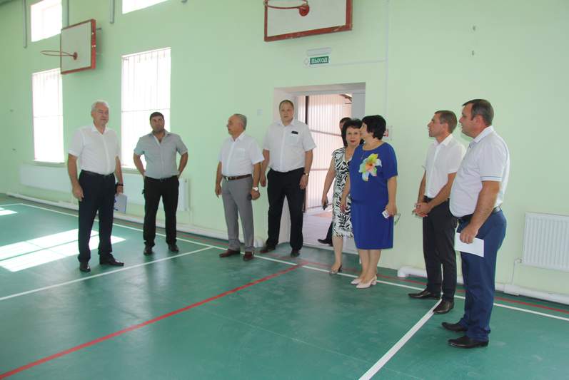 Глава Курганинского района Андрей Ворушилин принял участие в ежегодном августовском совещании работников образования Курганинского района