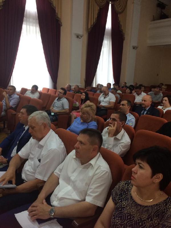 Глава муниципального образования Курганинский район Андрей Ворушилин провел сегодня расширенное планерное аппаратное совещание