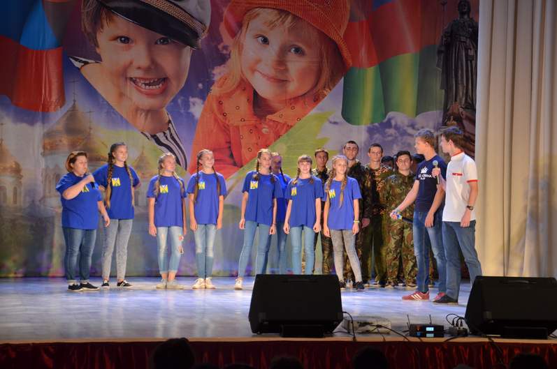 В Курганинске прошел зональный этап краевого фестиваля «Нам жить в России»