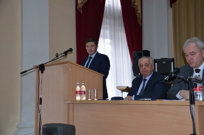 Расширенное планерное аппаратное совещание провел сегодня глава района Андрей Ворушилин