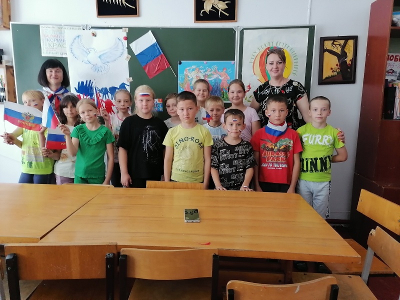 12 июня отмечается важный государственный праздник - День России!