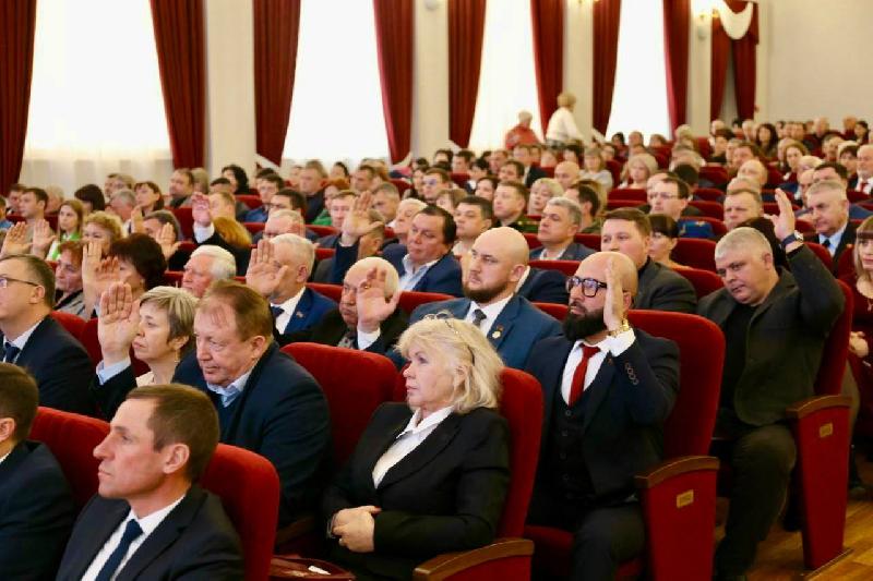Глава Курганинского района Андрей Ворушилин отчитался перед депутатами районного Совета о своей работе и деятельности администрации муниципалитета в 2024 году