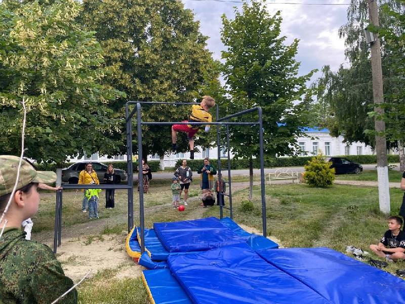 Показательные выступления  команды стрит воркаут "Спарта» Street Workout г. Курганинск