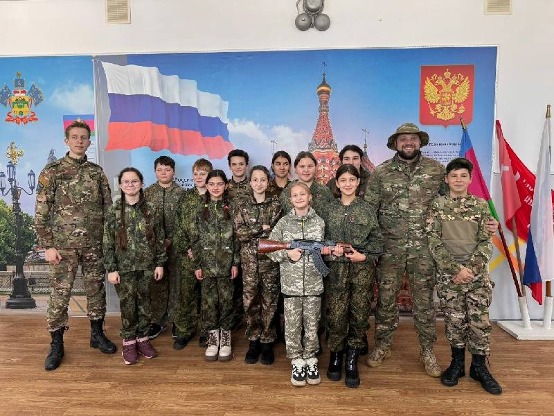 «Новые защитники нового века"