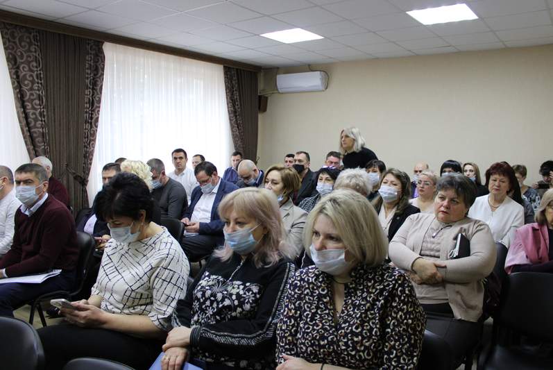 Глава Курганинского района Андрей Ворушилин провел еженедельное планерное совещание