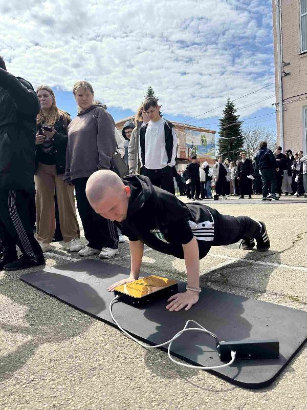 Студенты выполнили нормы ГТО!