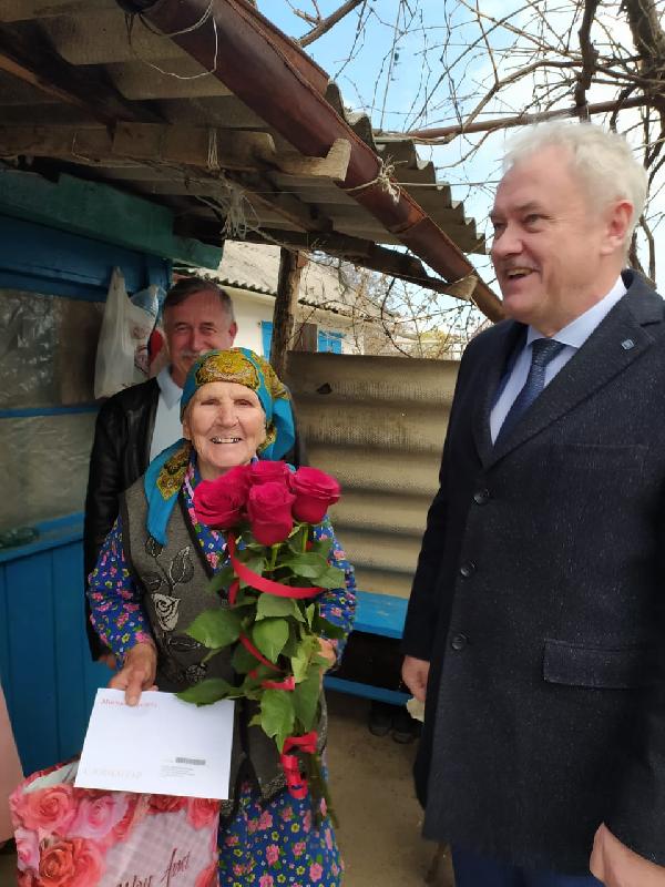 90-летний юбилей отмечает сегодня жительница хутора Южного Лидия Михайловна Сомова