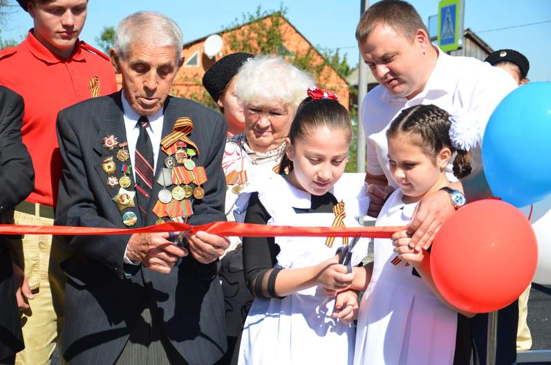 В рамках Года Памяти и Славы на окраине Курганинска весной заложили сад