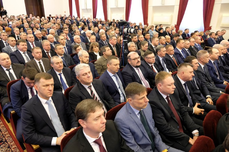 Руководитель муниципалитета Андрей Ворушилин возглавил делегацию Курганинского района, принявшую участие в краевом совещании, на котором подвели итоги работы исполнительных органов Краснодарского края в 2025 году.