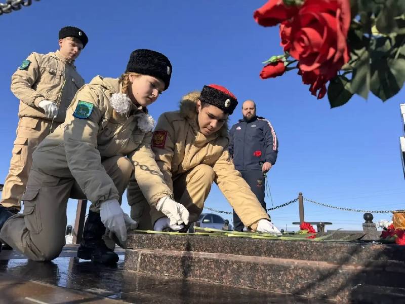 Почтили память Алексея Кучерова