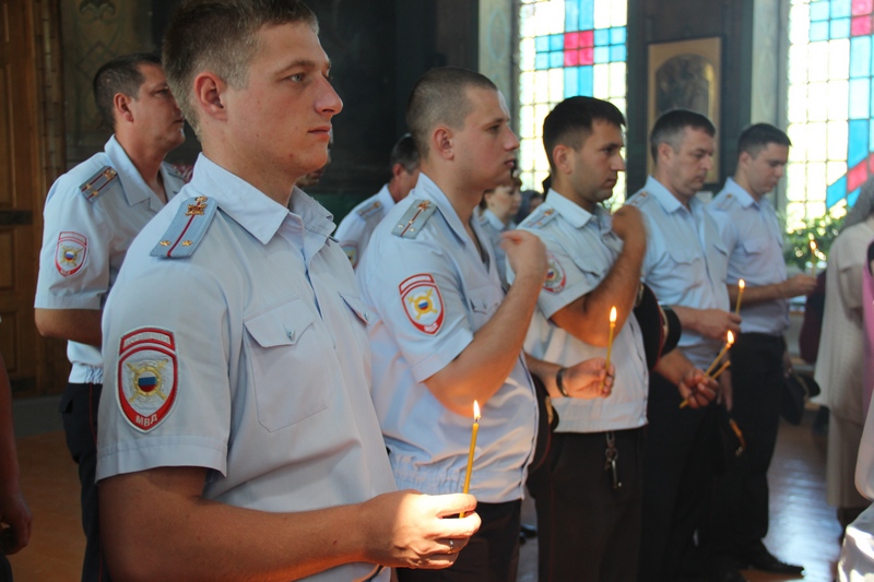 В Курганинске прошла панихида, посвященная памяти погибших сотрудников органов внутренних дел