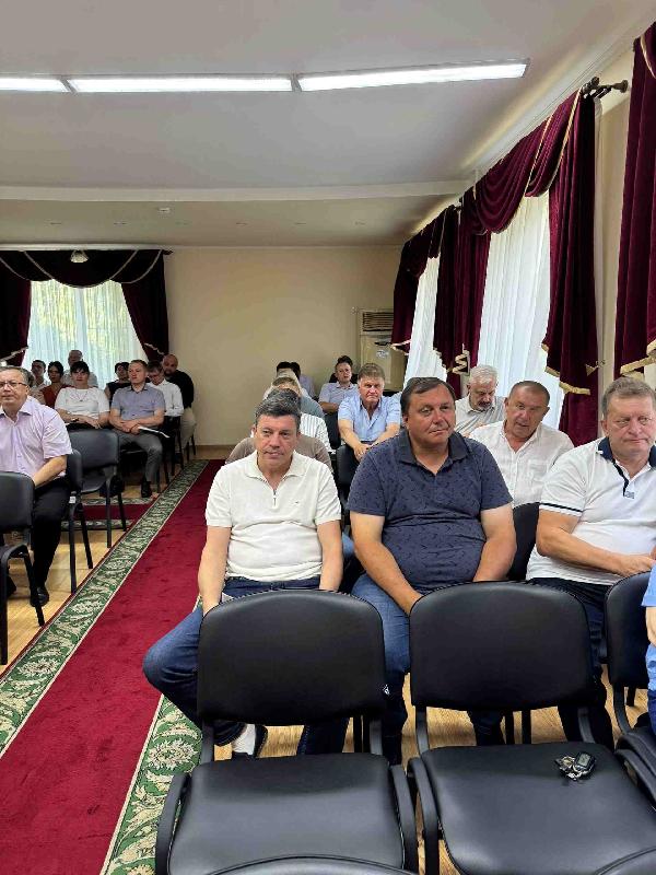 Исполняющий обязанности главы Курганинского района Светлана Мезрина приняла участие в работе 12-й сессии Совета муниципального образования Курганинский район VIII созыва.