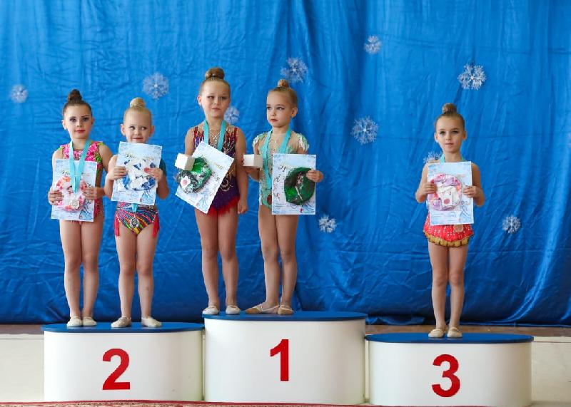 В Курганинске прошёл открытый турнир среди младших гимнасток «Снегурочка»